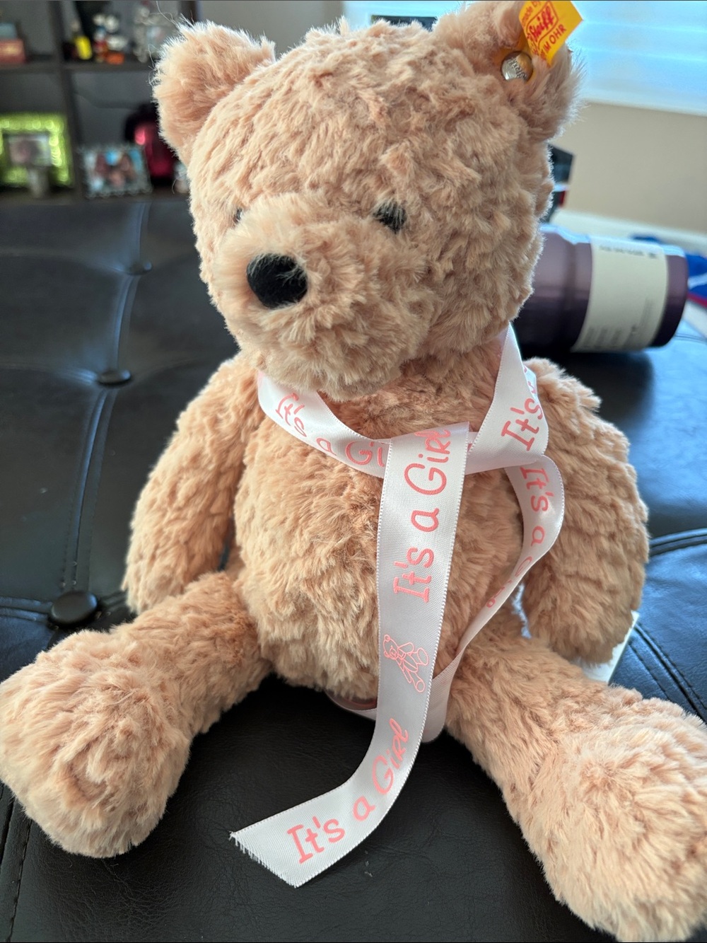Steiff it’s a girl bear